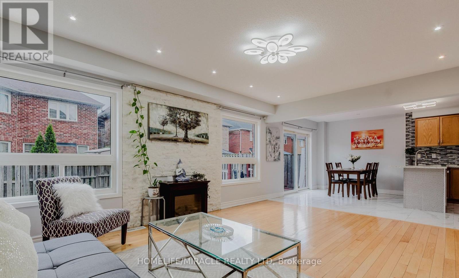 27 Silver Egret Road, Brampton, Ontario L7A 3P6 - Photo 7 - W12472746