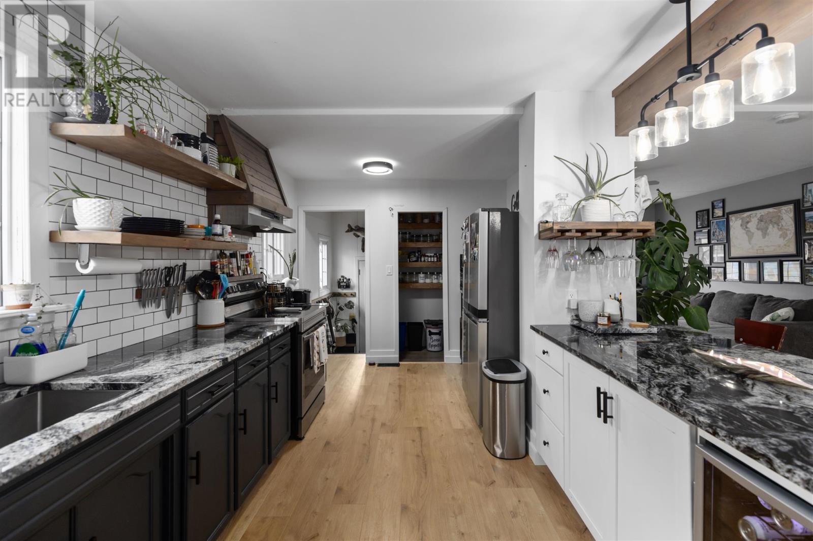 21 Wallace Ter, Sault Ste. Marie, Ontario P6B 1J7 - Photo 10 - SM253181