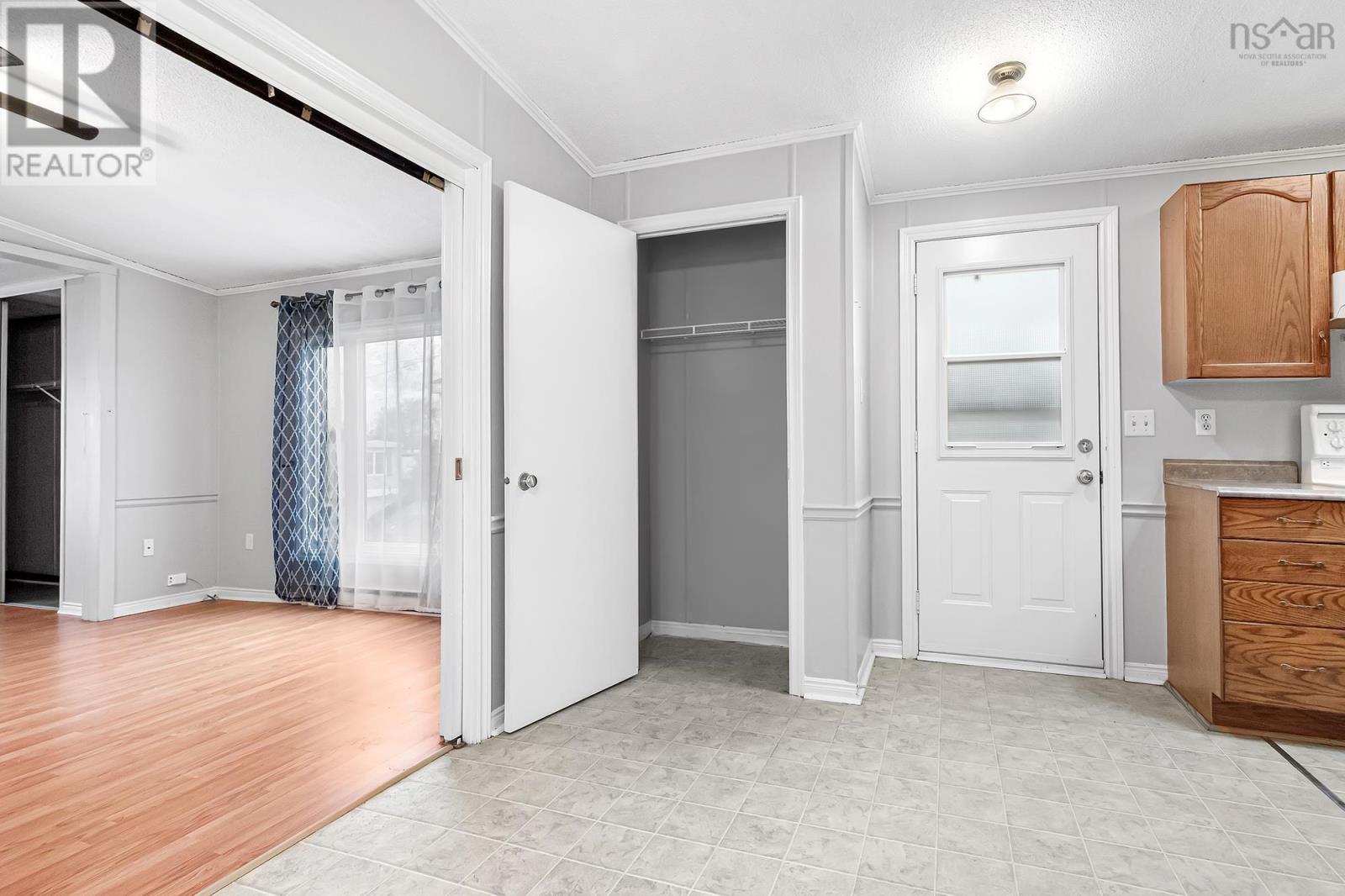 49 Birchill Drive, Eastern Passage, Nova Scotia  B3G 1C8 - Photo 15 - 202527411