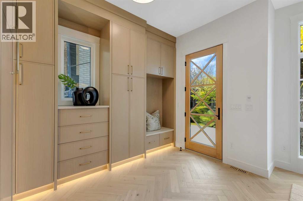 1741 48 Avenue Sw, Calgary, Alberta  T2T 2T2 - Photo 2 - A2246493