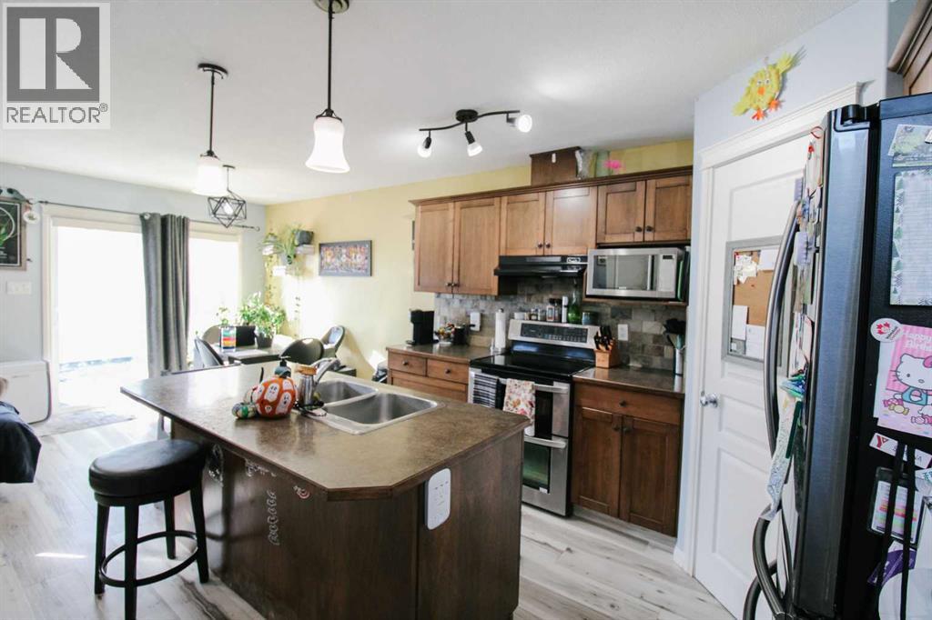 701 Silkstone Close W, Lethbridge, Alberta  T1J 4C5 - Photo 7 - A2267741