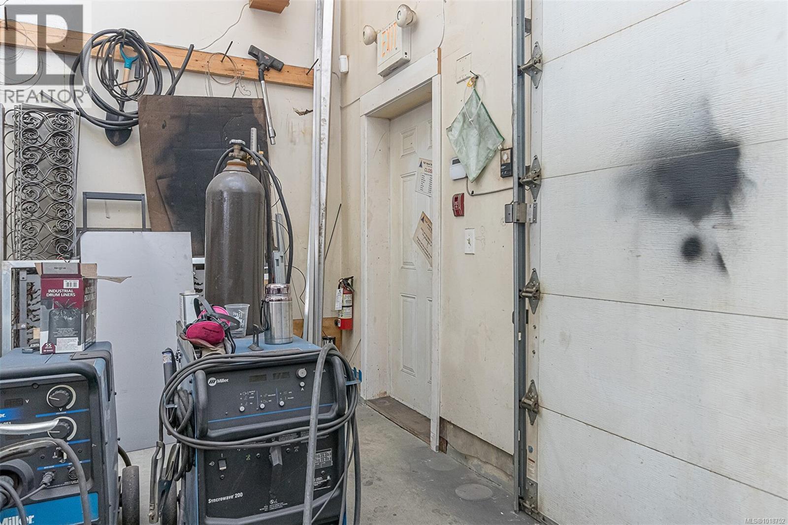 103 1930 Island Diesel Way, Nanaimo, British Columbia V9S 5W8 - Photo 11 - 1018752