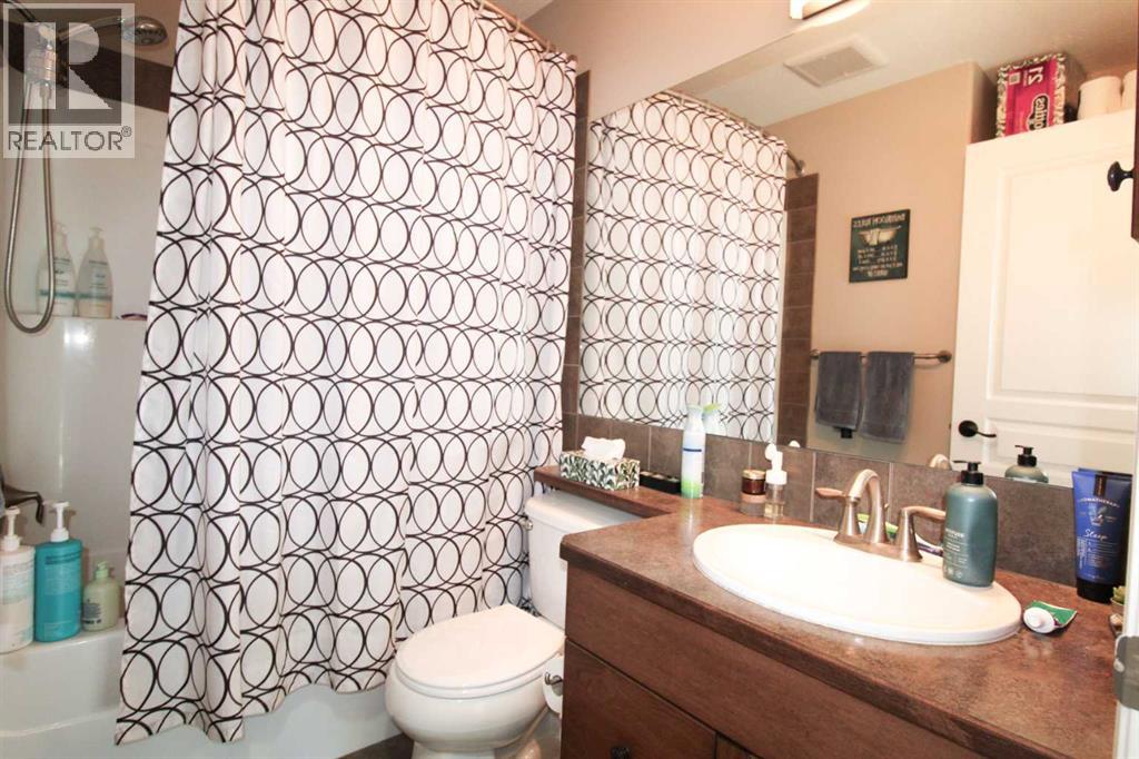 701 Silkstone Close W, Lethbridge, Alberta  T1J 4C5 - Photo 21 - A2267741