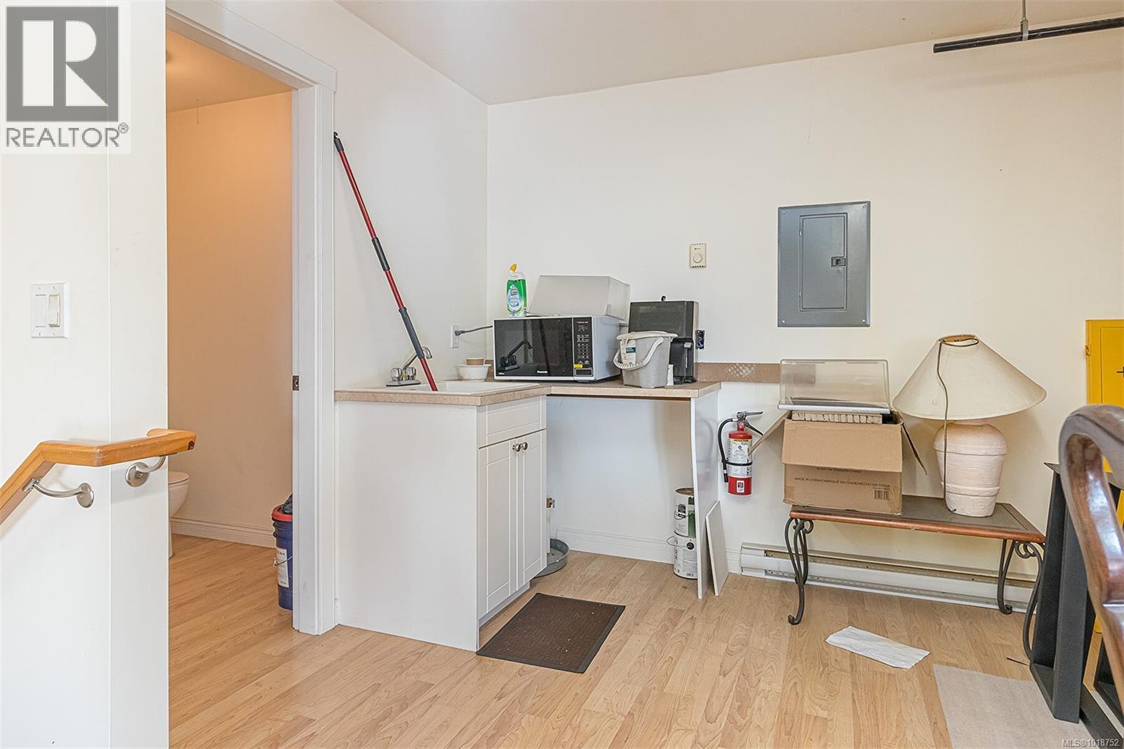 103 1930 Island Diesel Way, Nanaimo, British Columbia V9S 5W8 - Photo 22 - 1018752