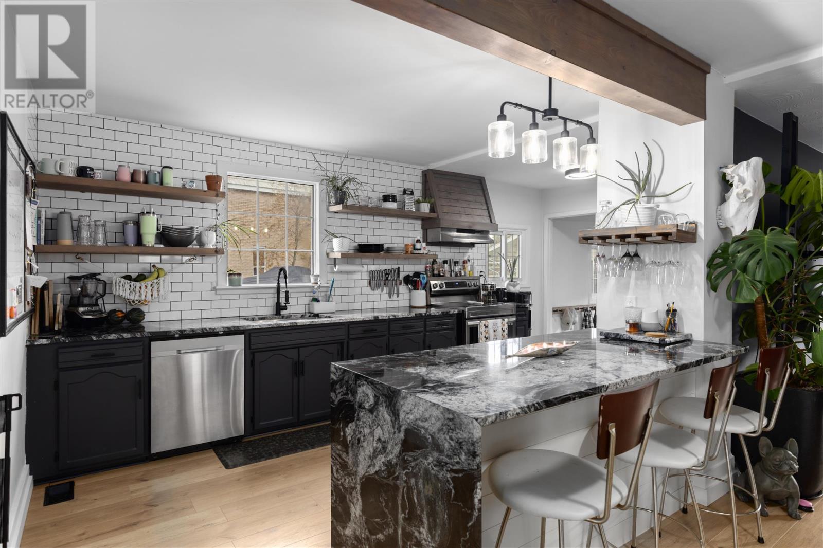 21 Wallace Ter, Sault Ste. Marie, Ontario P6B 1J7 - Photo 9 - SM253181