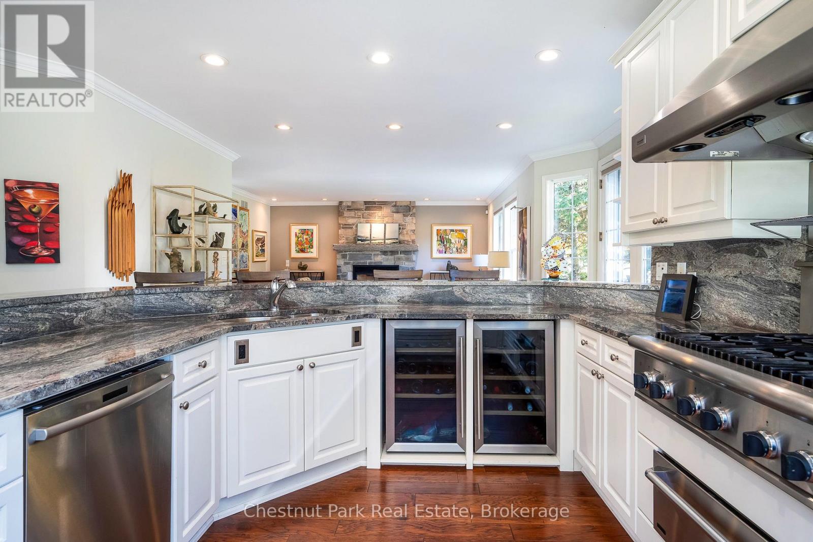 108 Grand Cypress Lane, Blue Mountains, Ontario  L9Y 0K6 - Photo 14 - X12519282