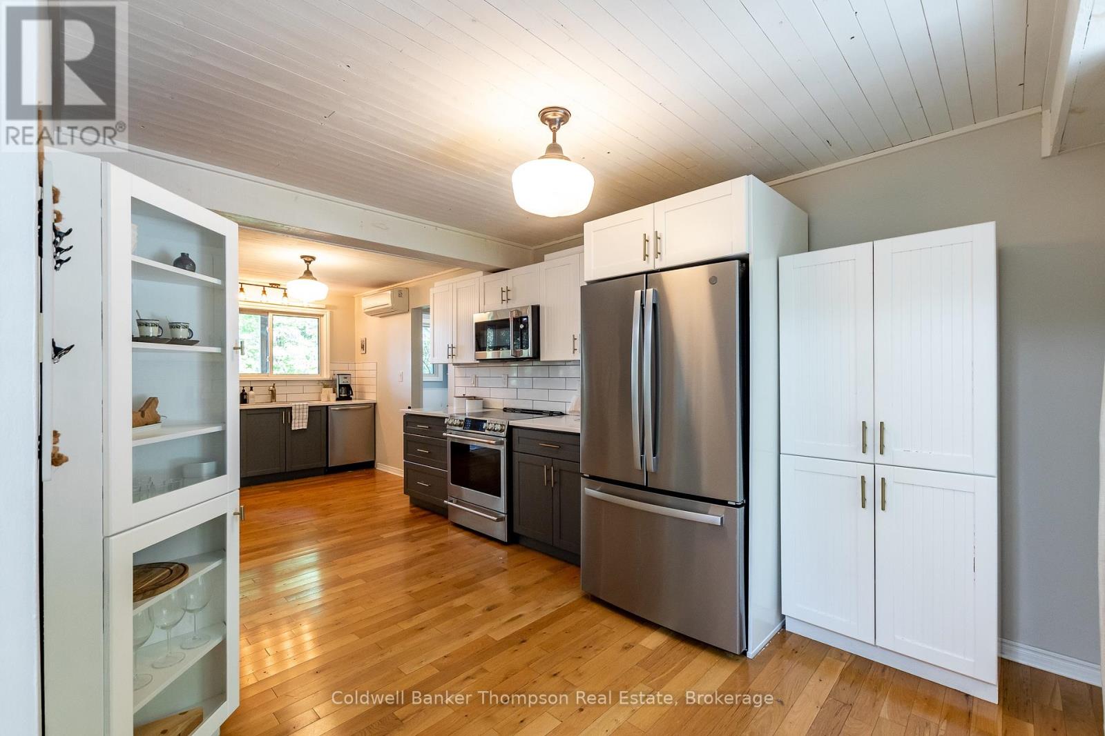 26 Helen Street, Huntsville, Ontario P1H 1H5 - Photo 19 - X12519396