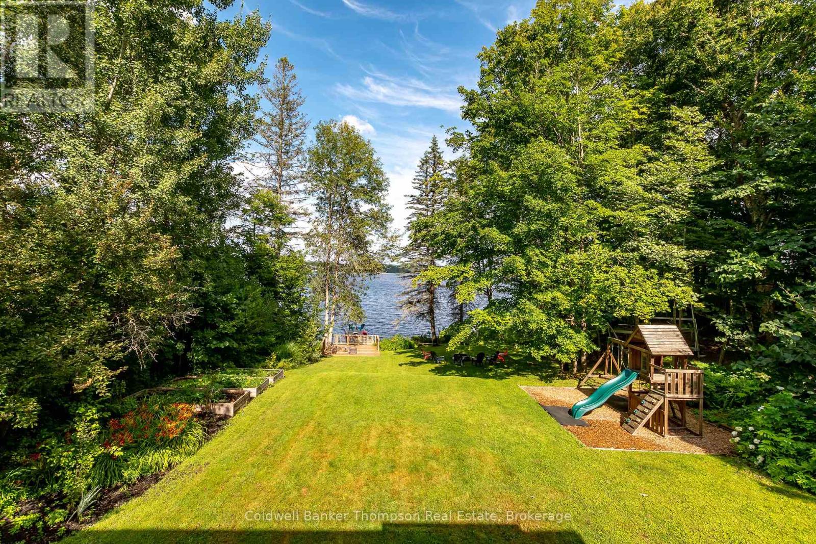 26 Helen Street, Huntsville, Ontario P1H 1H5 - Photo 42 - X12519396