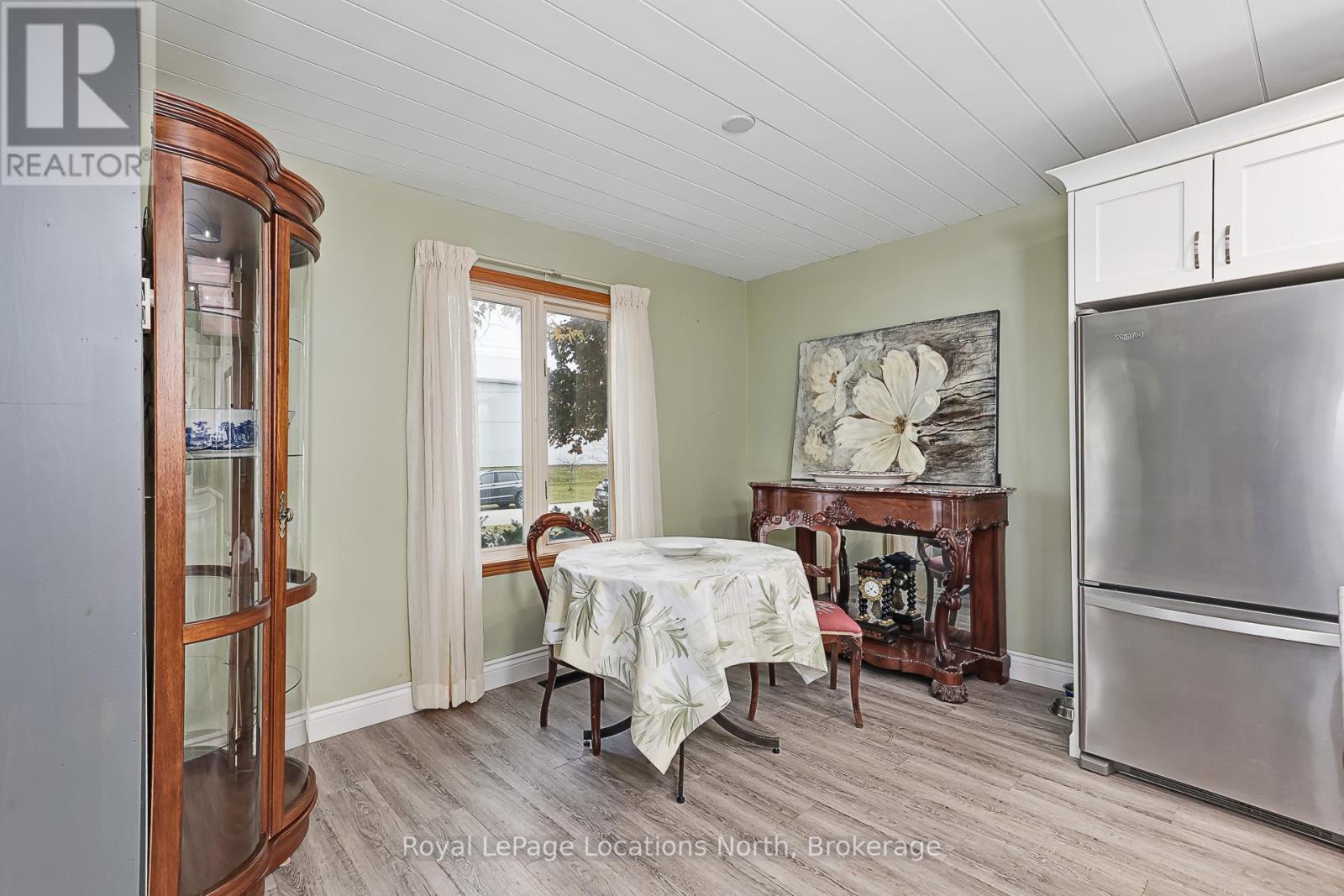 125 Albert Street, Meaford, Ontario  N4L 1T8 - Photo 8 - X12519422