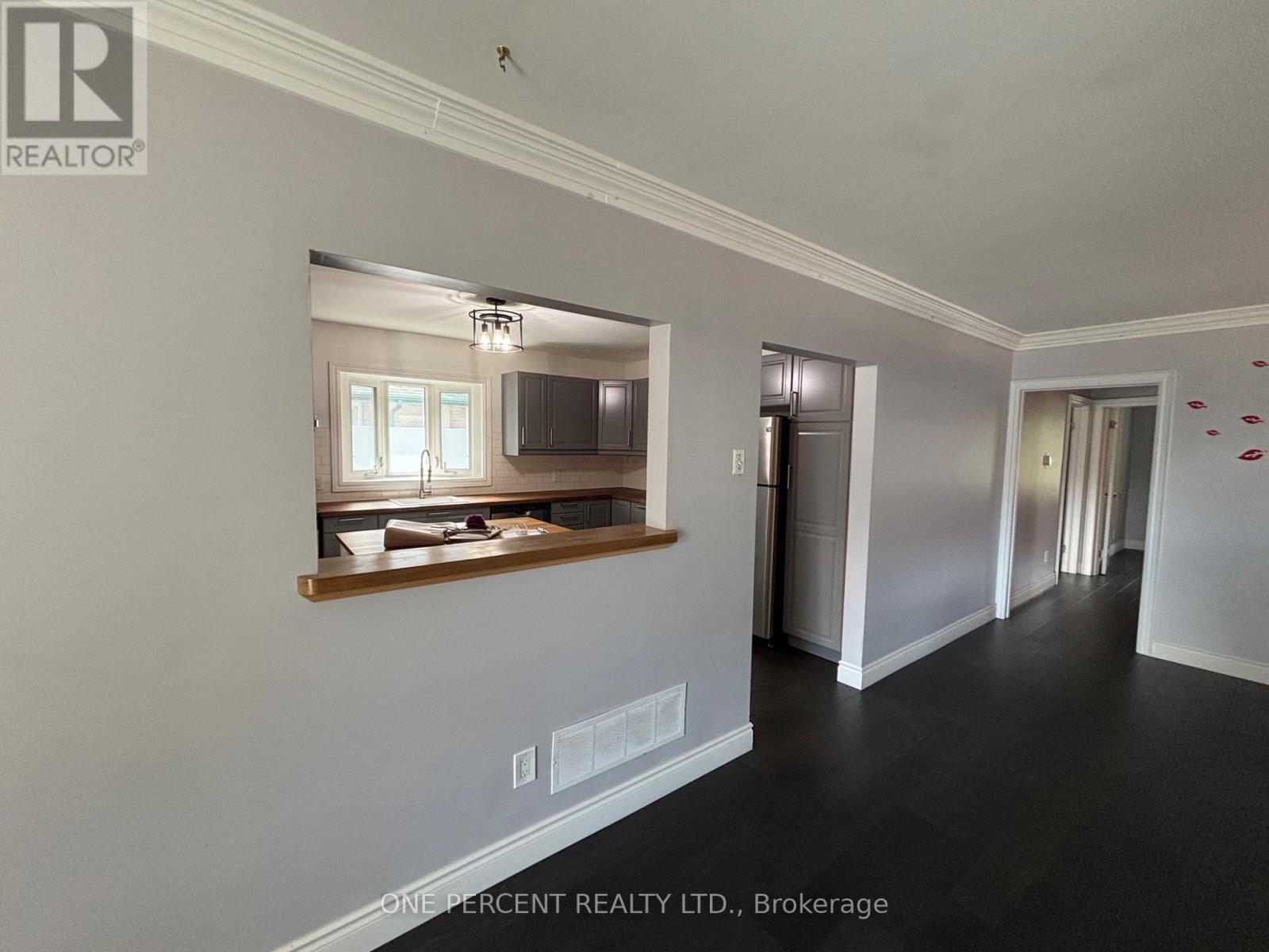 52 Terraview Boulevard, Toronto, Ontario  M1R 4L9 - Photo 3 - E12519136