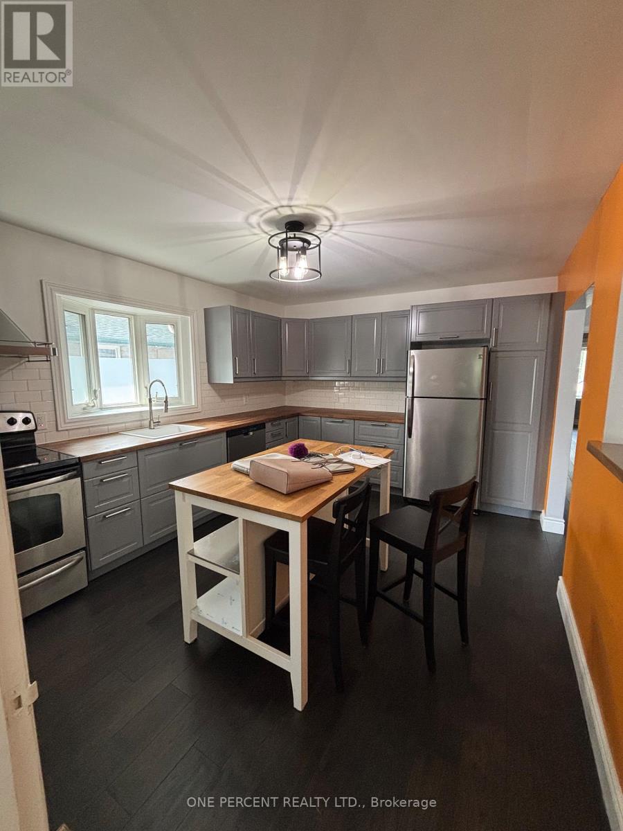 52 Terraview Boulevard, Toronto, Ontario  M1R 4L9 - Photo 6 - E12519136