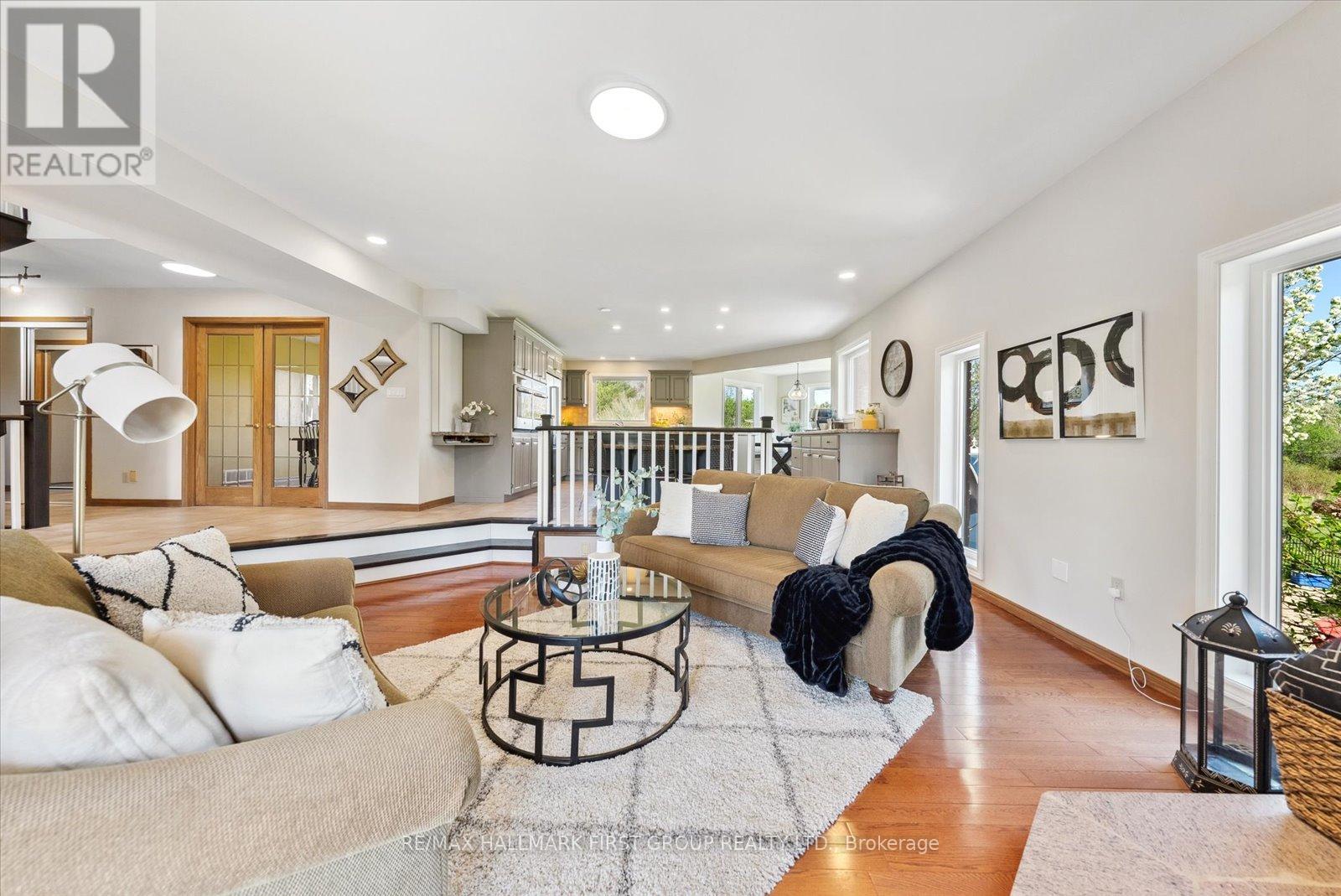 4655 Sideline 6, Pickering, Ontario  L1Y 1A2 - Photo 8 - E12519168