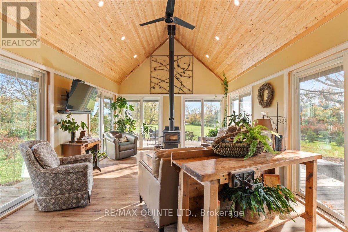 15775 Loyalist Parkway, Prince Edward County, Ontario  K0K 1G0 - Photo 10 - X12519352