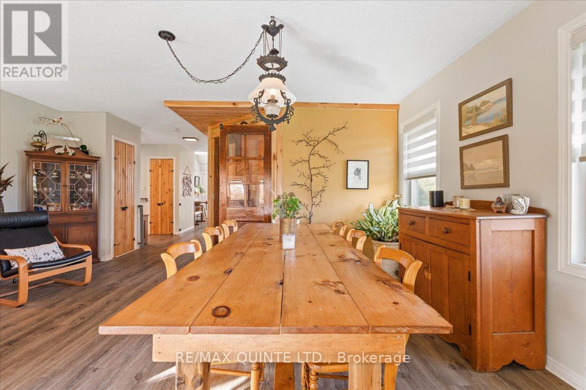 15775 Loyalist Parkway, Prince Edward County, Ontario  K0K 1G0 - Photo 13 - X12519352