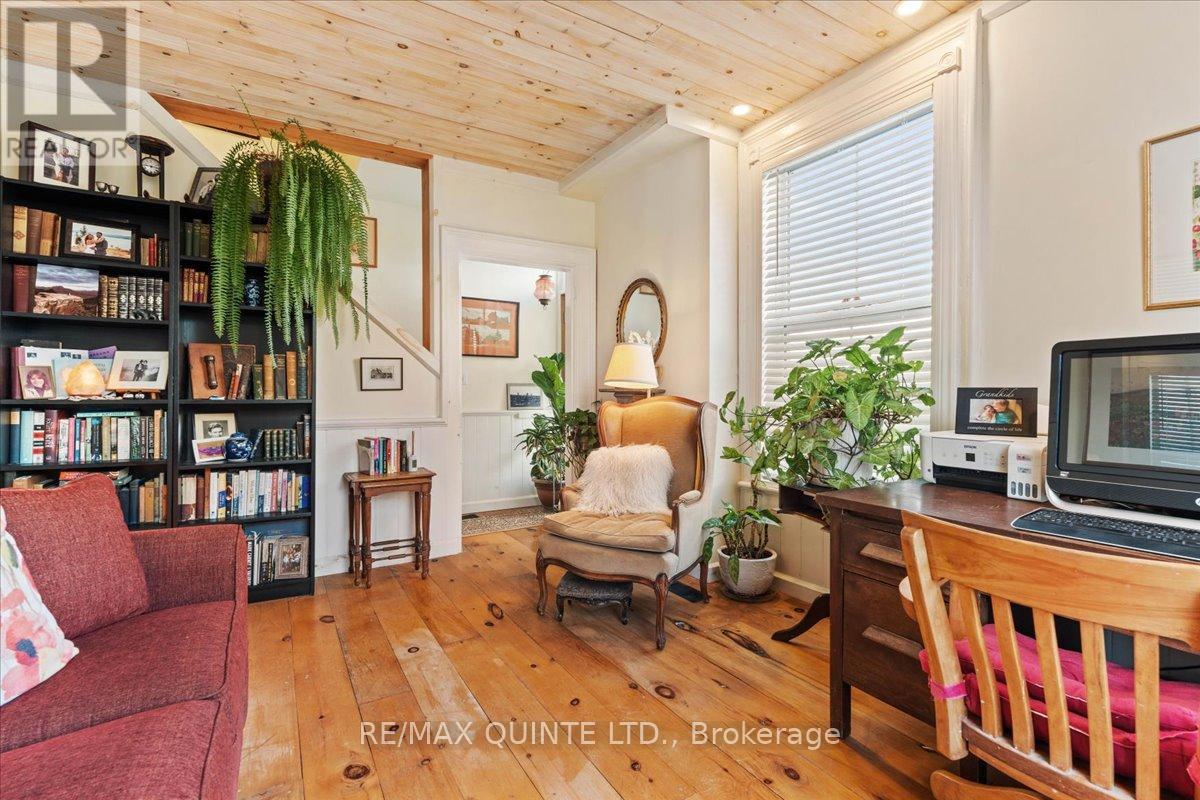 15775 Loyalist Parkway, Prince Edward County, Ontario  K0K 1G0 - Photo 26 - X12519352