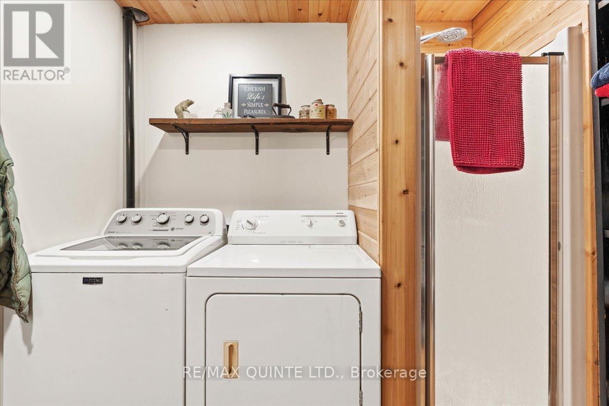 15775 Loyalist Parkway, Prince Edward County, Ontario  K0K 1G0 - Photo 28 - X12519352