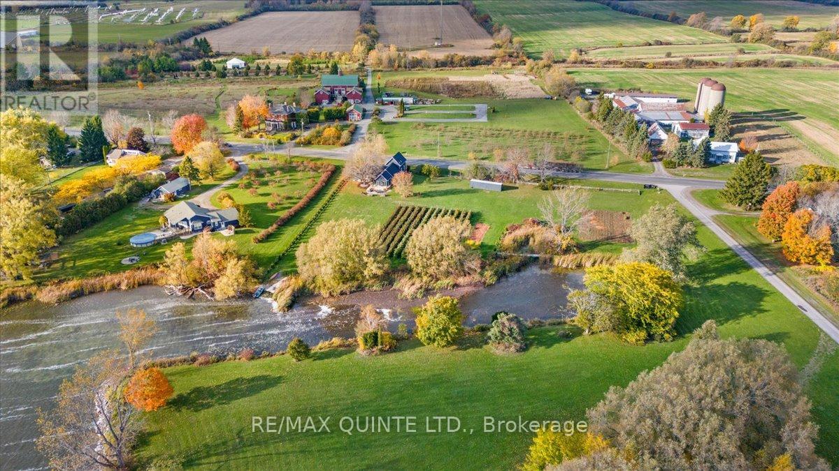 15775 Loyalist Parkway, Prince Edward County, Ontario  K0K 1G0 - Photo 43 - X12519352