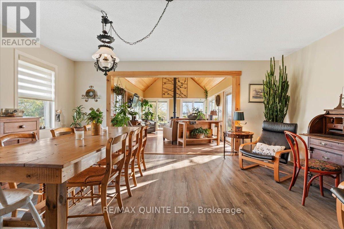 15775 Loyalist Parkway, Prince Edward County, Ontario  K0K 1G0 - Photo 8 - X12519352