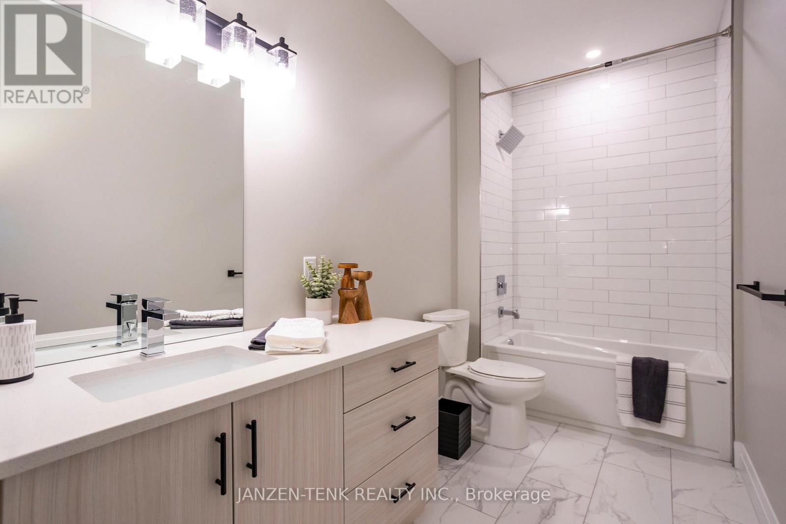 208 - 555 Teeple Terrace, London South, Ontario  N6K 0L6 - Photo 8 - X12519232