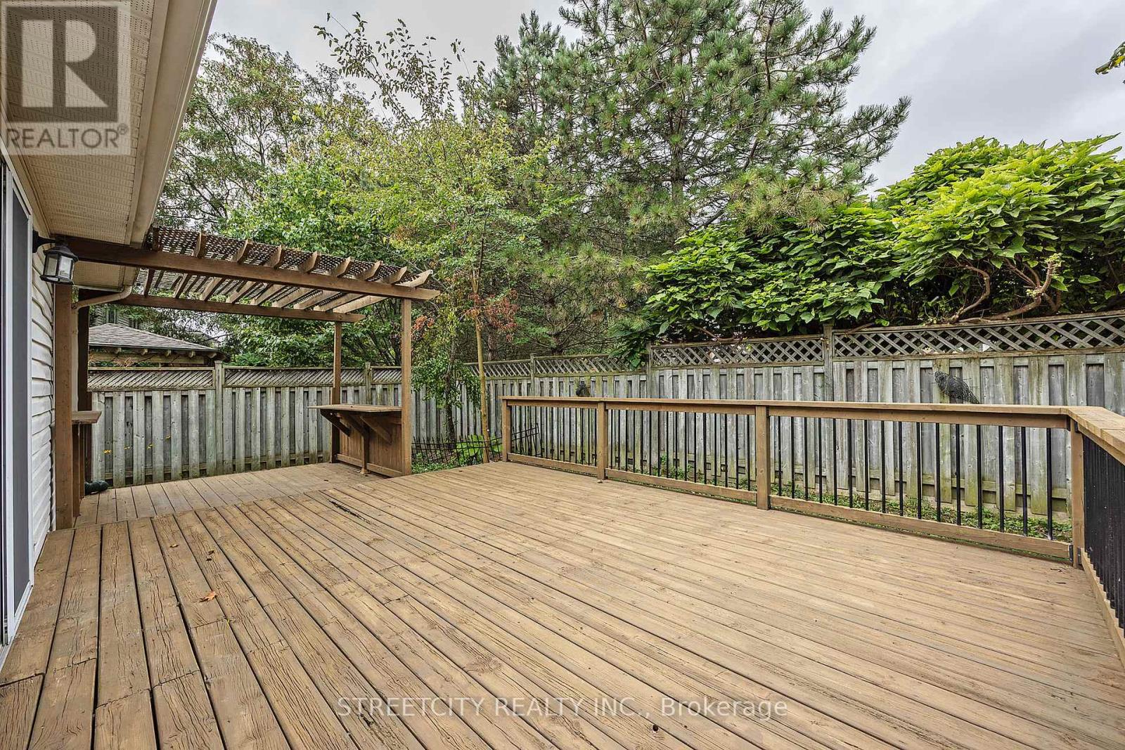 808 Guildwood Boulevard, London North, Ontario  N6H 5G2 - Photo 46 - X12519254