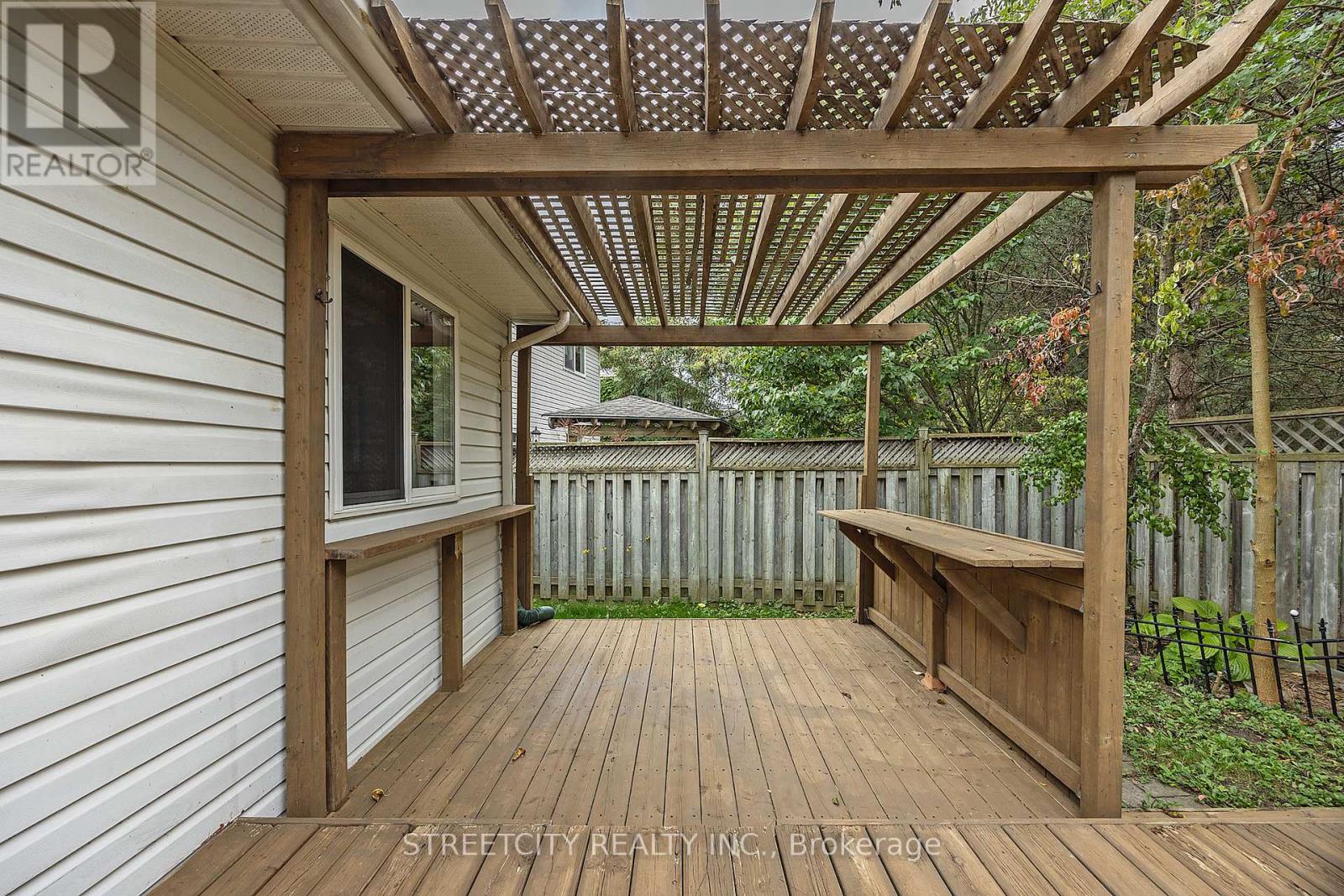 808 Guildwood Boulevard, London North, Ontario  N6H 5G2 - Photo 47 - X12519254