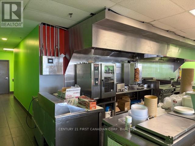 1362 Lambton Mall Road, Sarnia, Ontario  N7S 5R6 - Photo 8 - X12519434