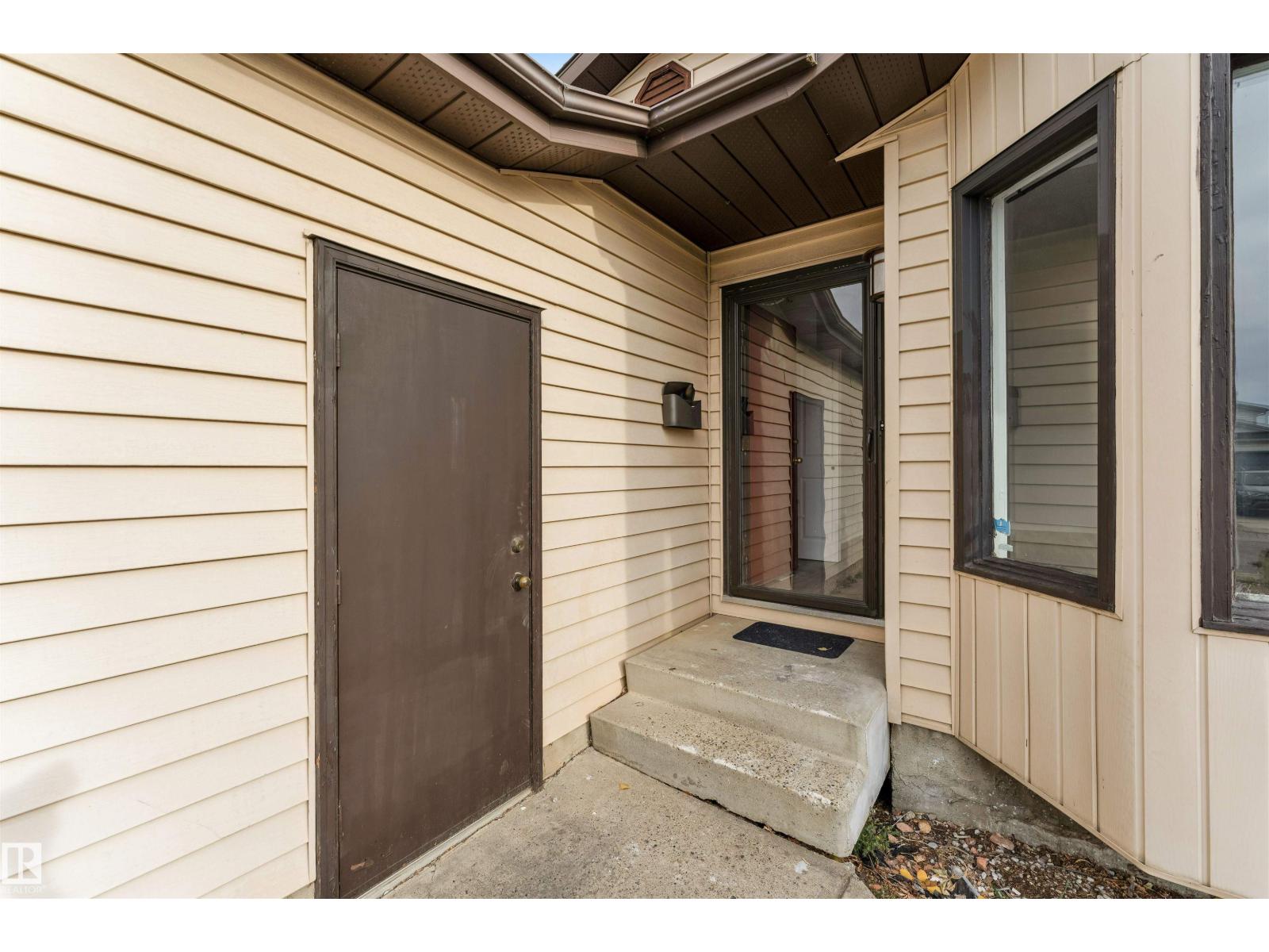 3313 43 St Nw, Edmonton, Alberta  T6L 5Z6 - Photo 2 - E4464973