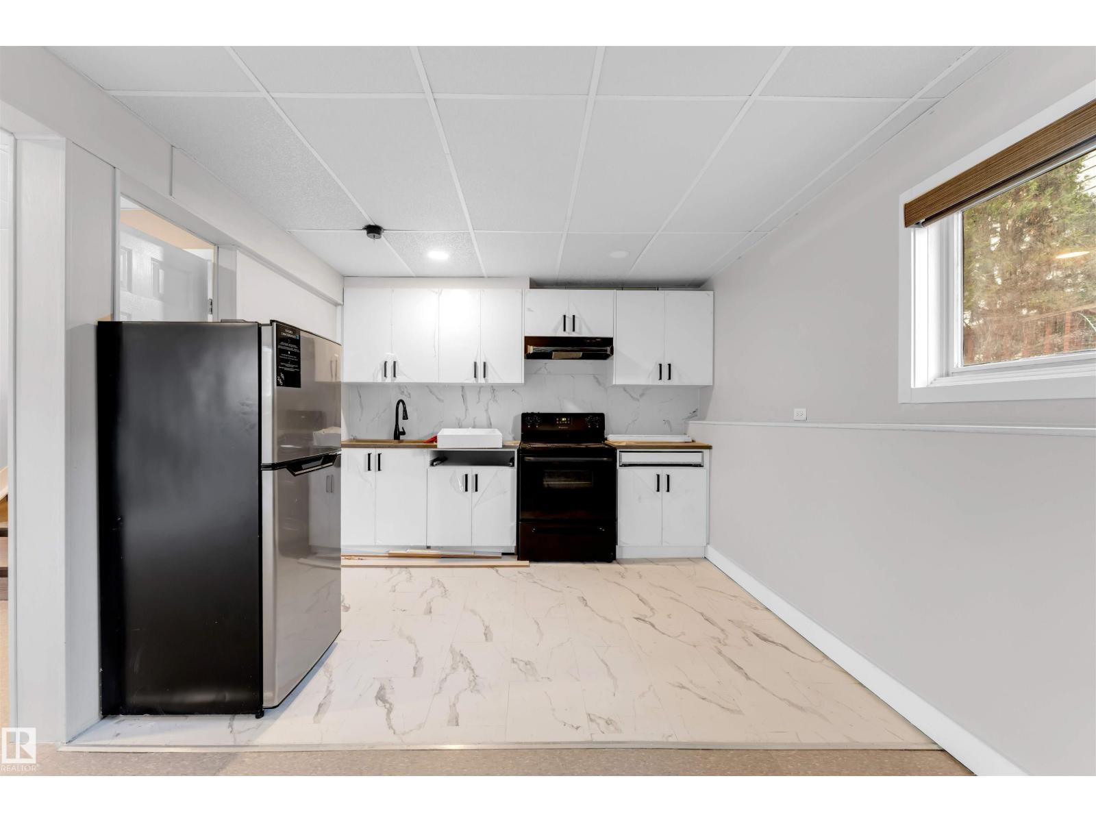 3313 43 St Nw, Edmonton, Alberta  T6L 5Z6 - Photo 20 - E4464973