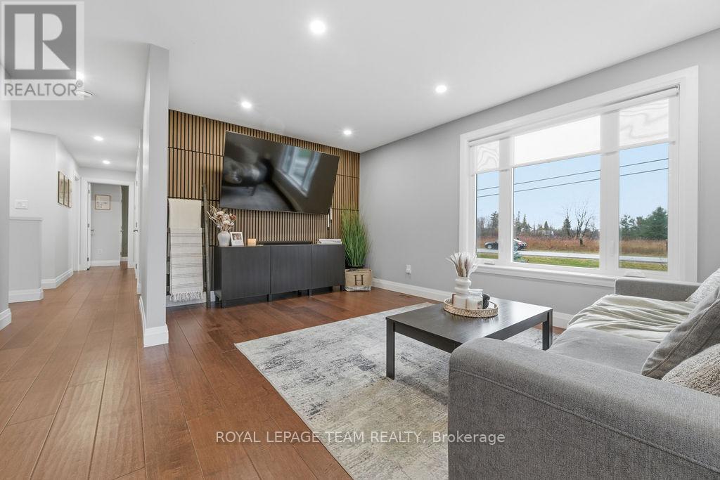 1265 Haley Road, Whitewater Region, Ontario K0J 1Y0 - Photo 15 - X12519328