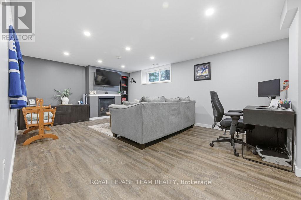 1265 Haley Road, Whitewater Region, Ontario K0J 1Y0 - Photo 24 - X12519328