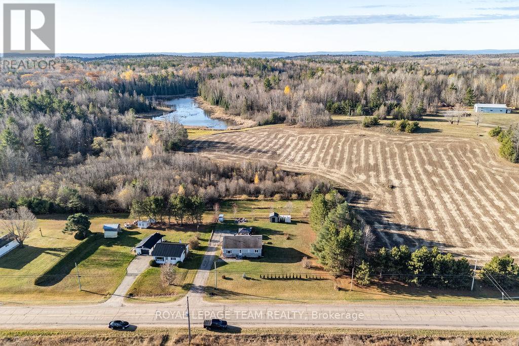 1265 Haley Road, Whitewater Region, Ontario K0J 1Y0 - Photo 32 - X12519328