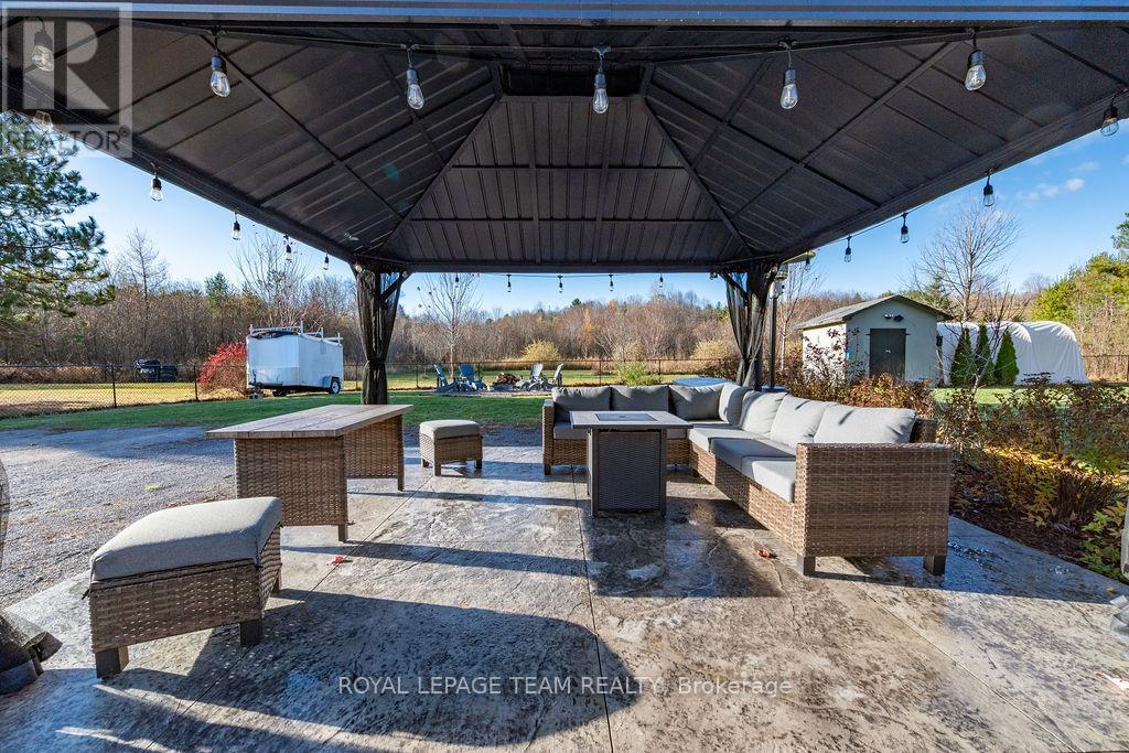 1265 Haley Road, Whitewater Region, Ontario K0J 1Y0 - Photo 37 - X12519328