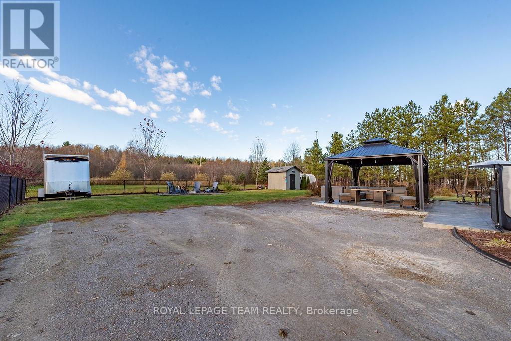 1265 Haley Road, Whitewater Region, Ontario K0J 1Y0 - Photo 5 - X12519328