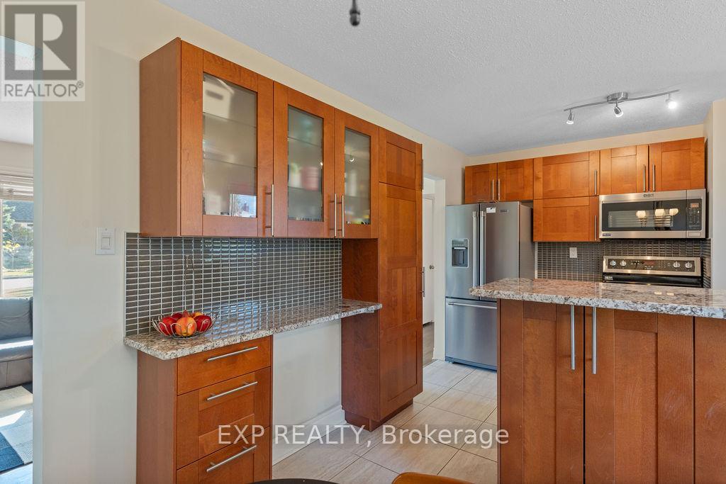 19 Sunnycrest Drive, Ottawa, Ontario  K2E 5Y3 - Photo 18 - X12519284