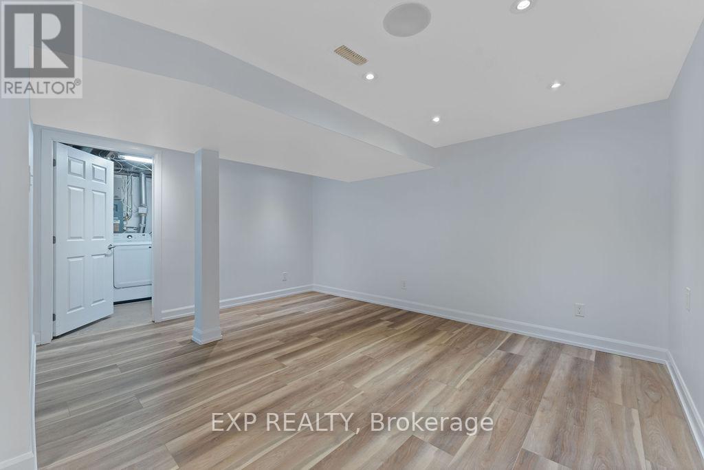 19 Sunnycrest Drive, Ottawa, Ontario  K2E 5Y3 - Photo 29 - X12519284