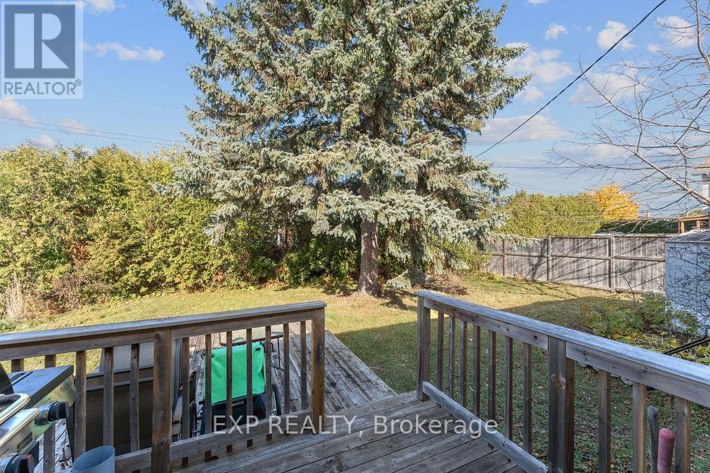19 Sunnycrest Drive, Ottawa, Ontario  K2E 5Y3 - Photo 33 - X12519284