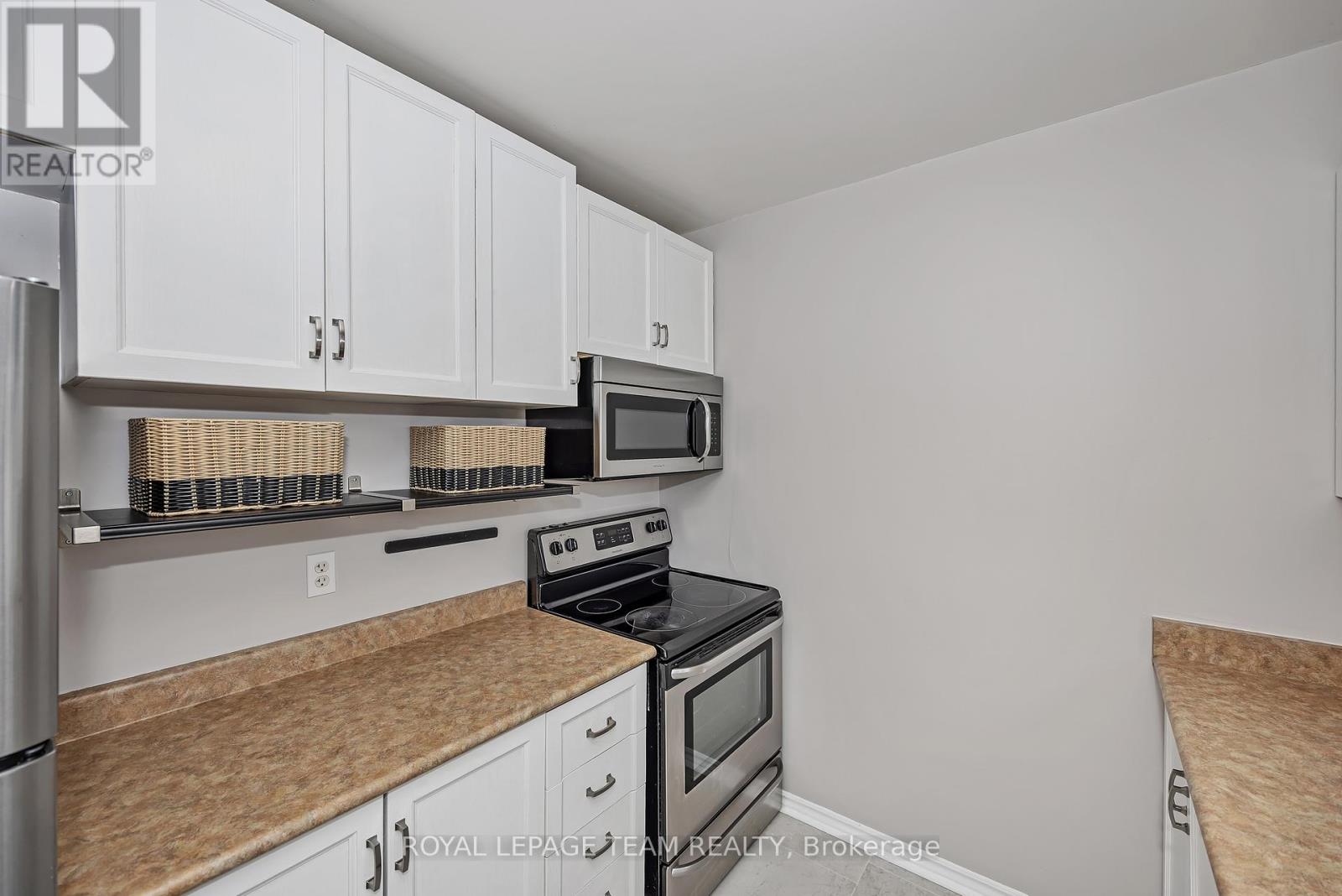 21 - 1960 Colorado Lane, Ottawa, Ontario  K1C 6T9 - Photo 10 - X12519324