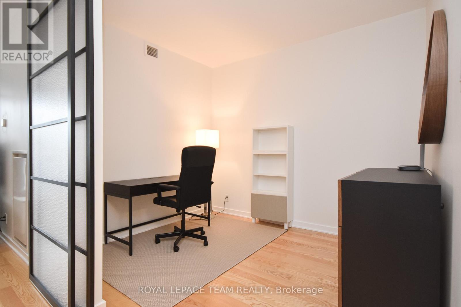 1206 - 324 Laurier Avenue W, Ottawa, Ontario  K1P 0A4 - Photo 16 - X12519350