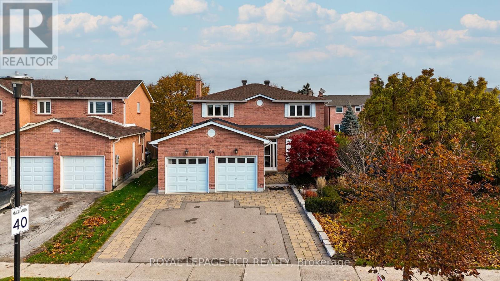 60 ROYAL TERRACE CRESCENT, Caledon, Ontario