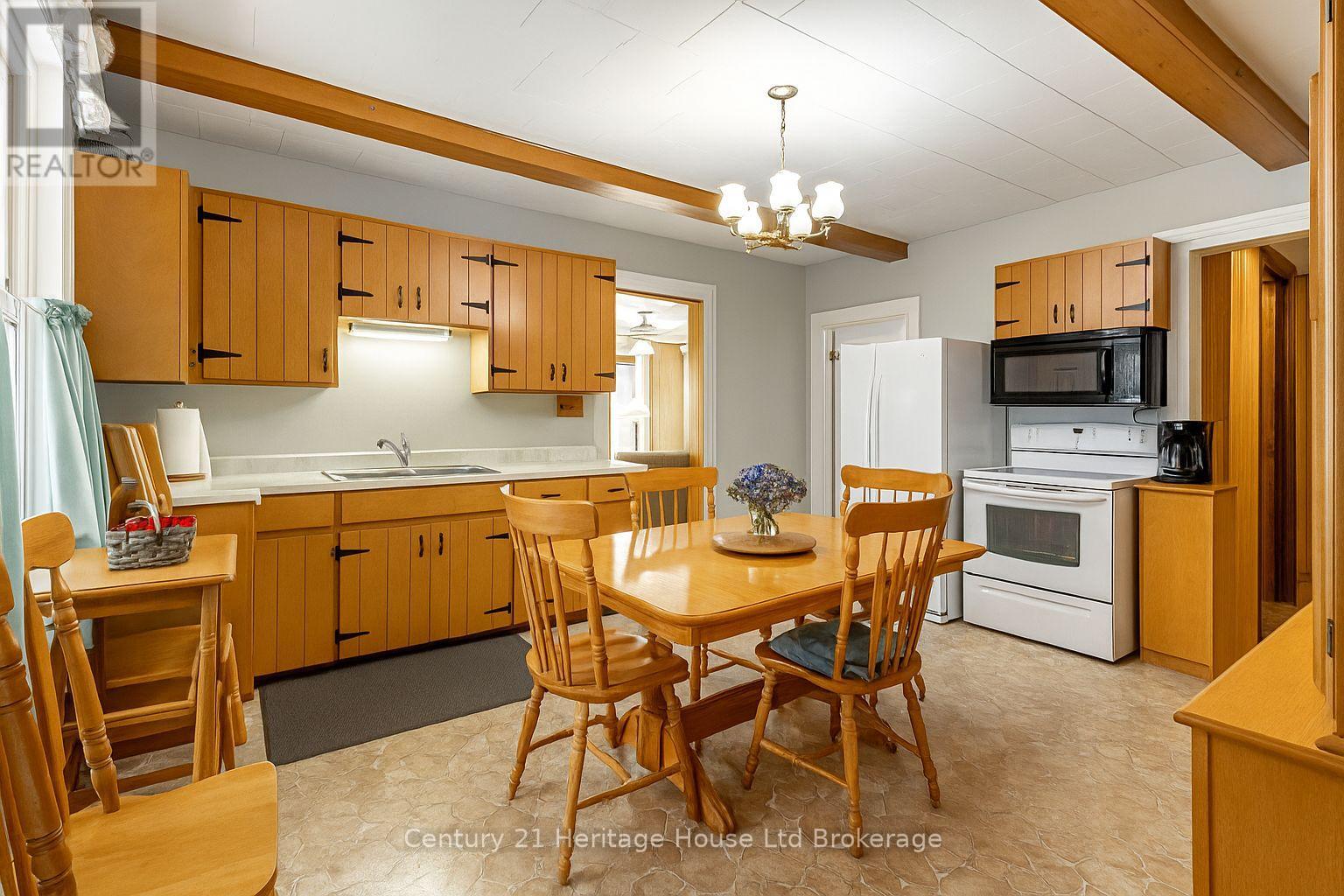 127 Clarke Street N, Woodstock, Ontario N4S 7M6 - Photo 11 - X12519220