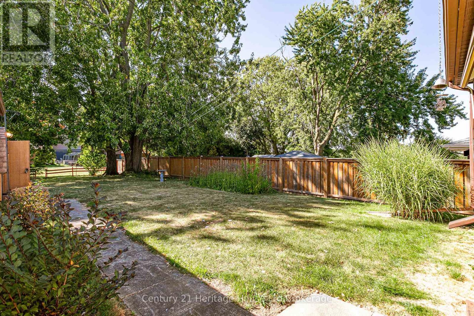 127 Clarke Street N, Woodstock, Ontario N4S 7M6 - Photo 35 - X12519220