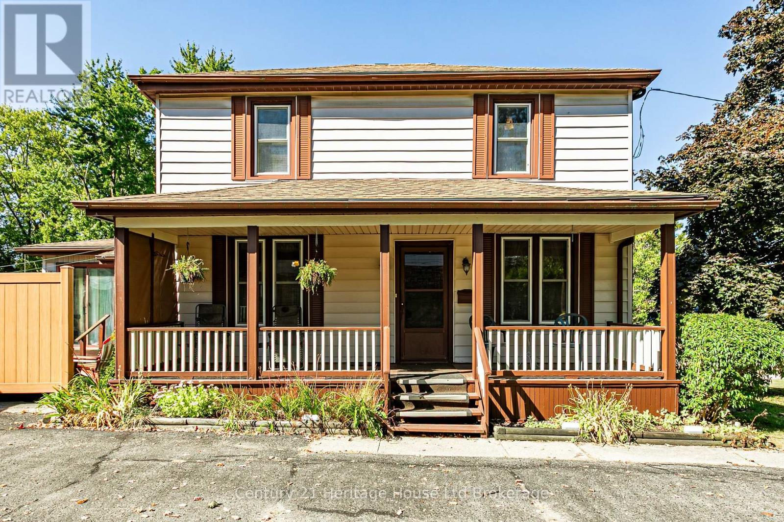 127 Clarke Street N, Woodstock, Ontario N4S 7M6 - Photo 4 - X12519220