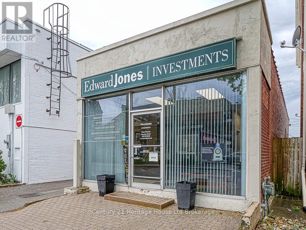 11 RIDDELL STREET, Woodstock, Ontario