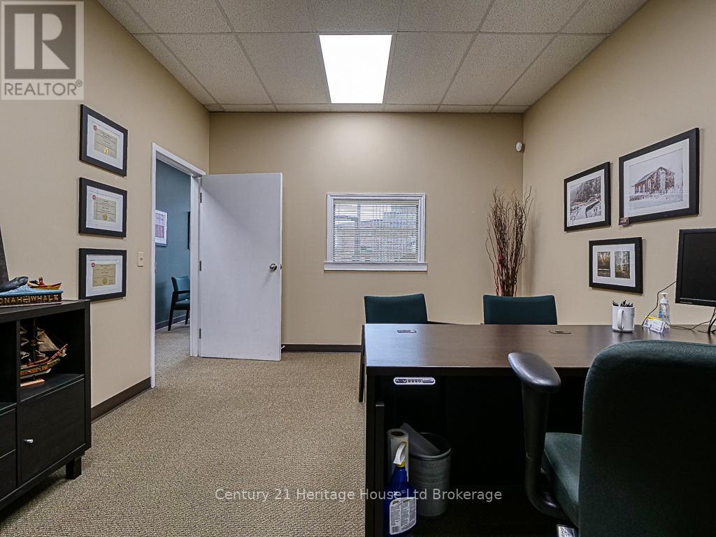 11 Riddell Street, Woodstock, Ontario  N4S 6L9 - Photo 10 - X12519230