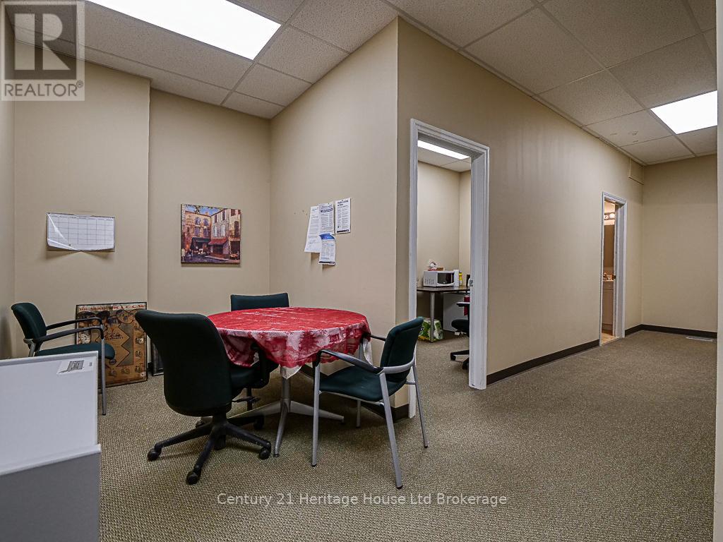 11 Riddell Street, Woodstock, Ontario  N4S 6L9 - Photo 12 - X12519230