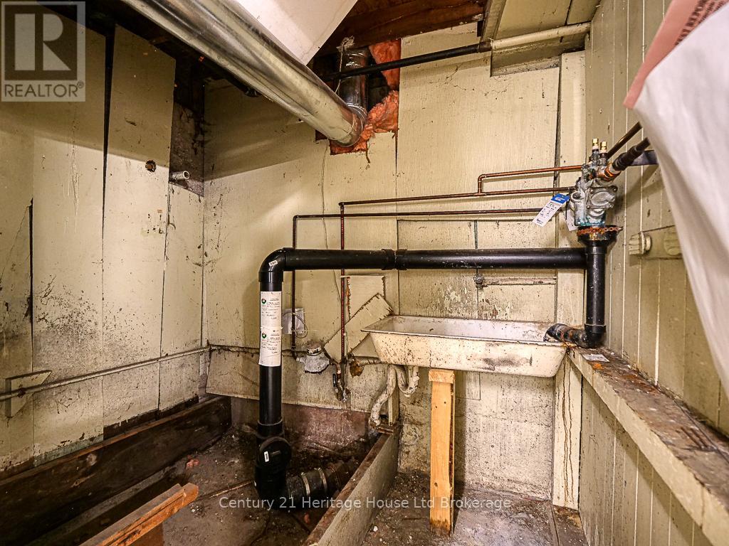 11 Riddell Street, Woodstock, Ontario  N4S 6L9 - Photo 22 - X12519230