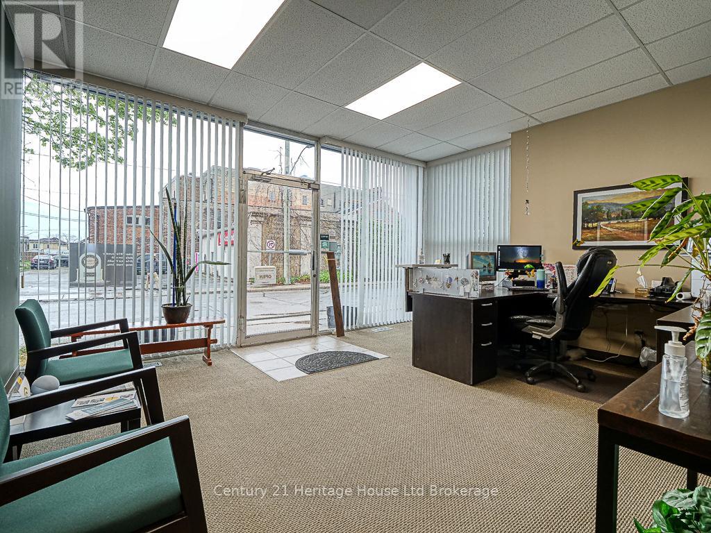 11 Riddell Street, Woodstock, Ontario  N4S 6L9 - Photo 5 - X12519230