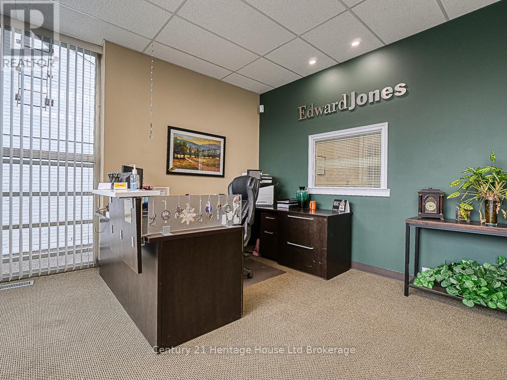 11 Riddell Street, Woodstock, Ontario  N4S 6L9 - Photo 6 - X12519230