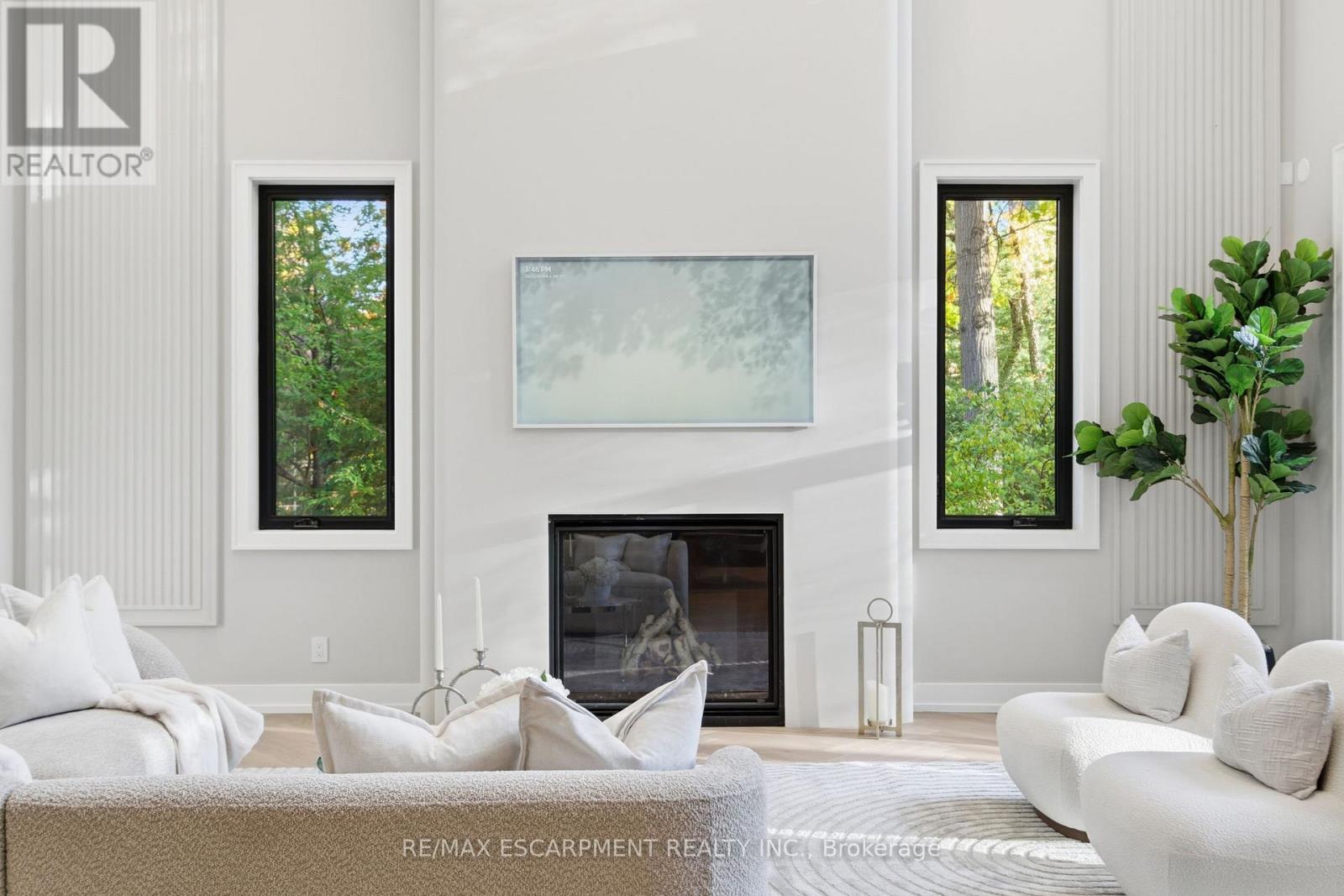 1380 Birchwood Heights Drive, Mississauga, Ontario L5G 2Y2 - Photo 15 - W12517026