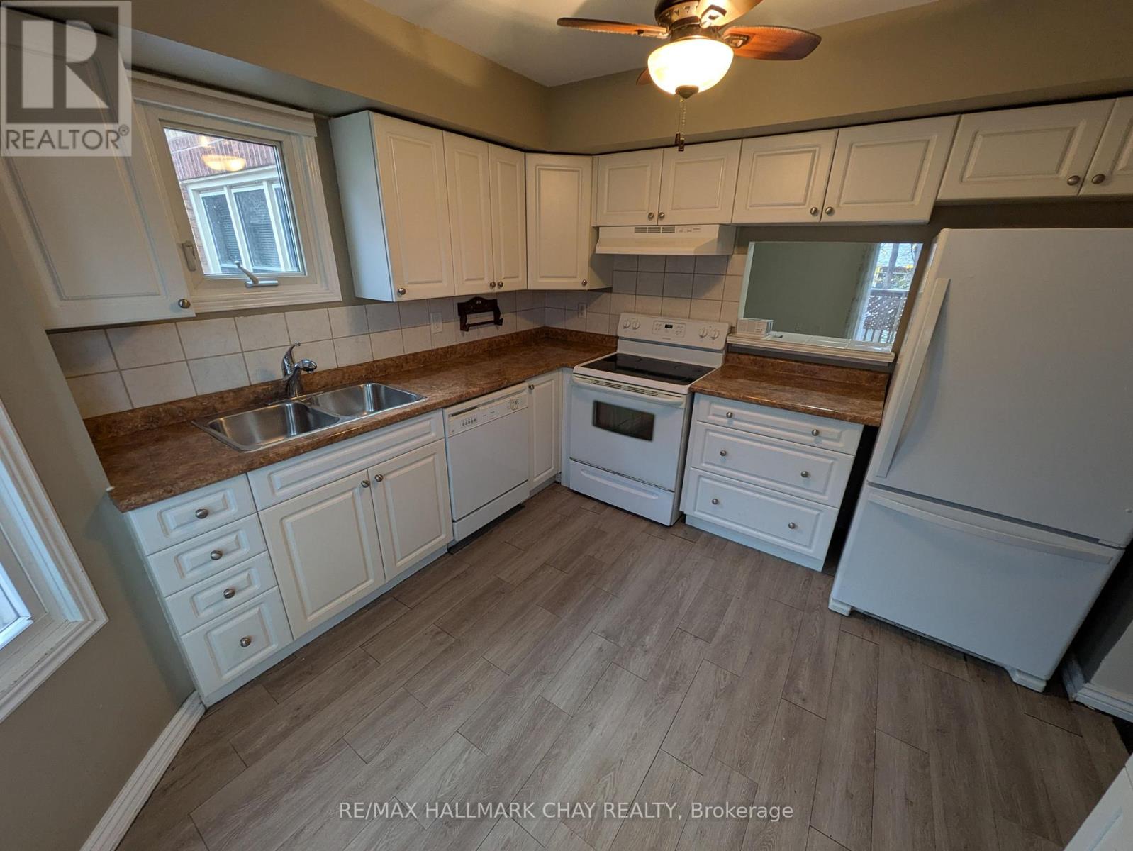 22 - 119 D'ambrosio Drive, Barrie, Ontario  L4N 7R7 - Photo 3 - S12519134